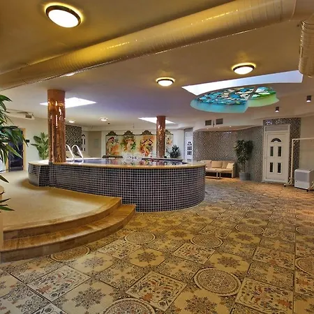 - Special Category 4* Дальян