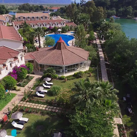 - Special Category Отель Дальян